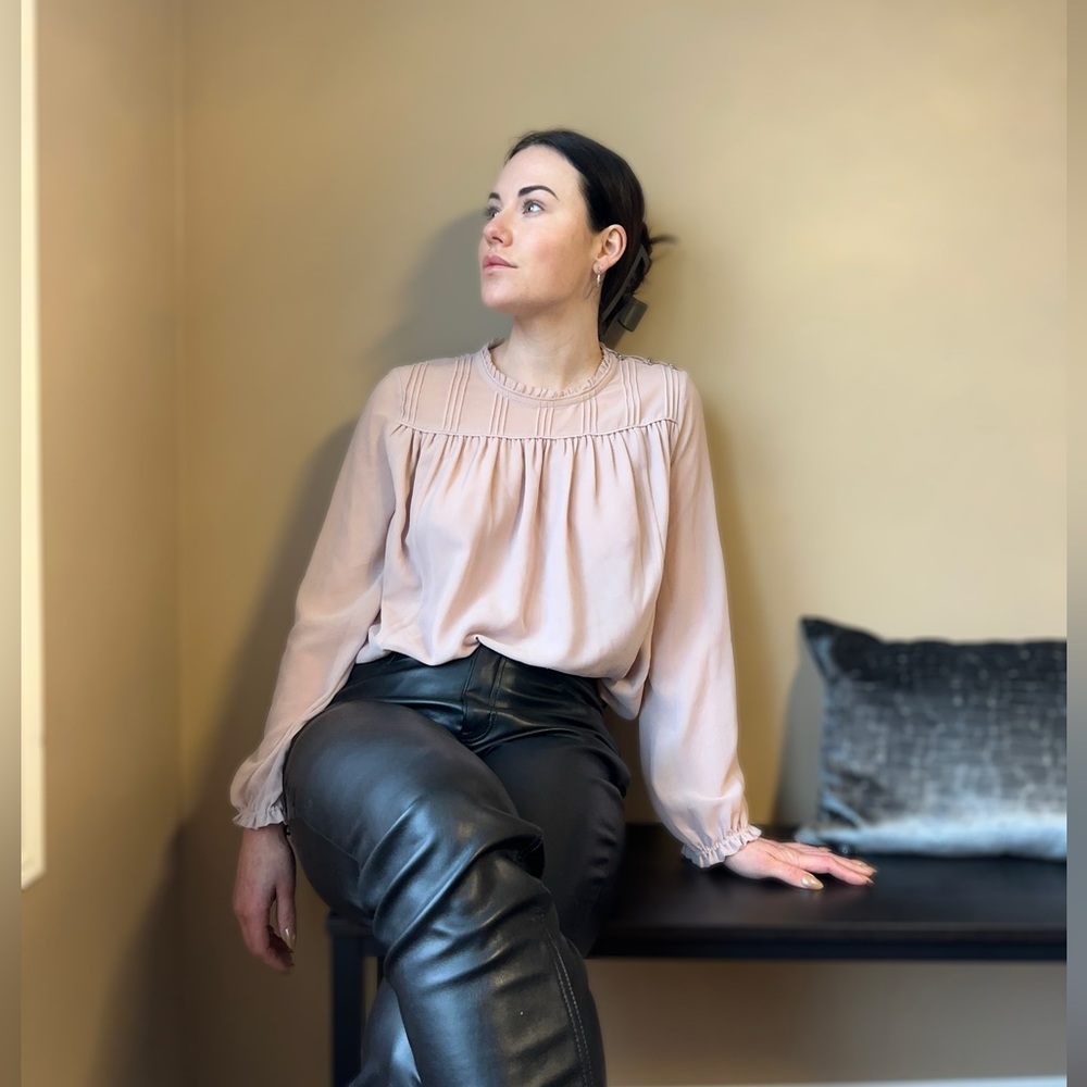 Aritzia Wilfred Lourdes Blouse - Picture 3 of 3